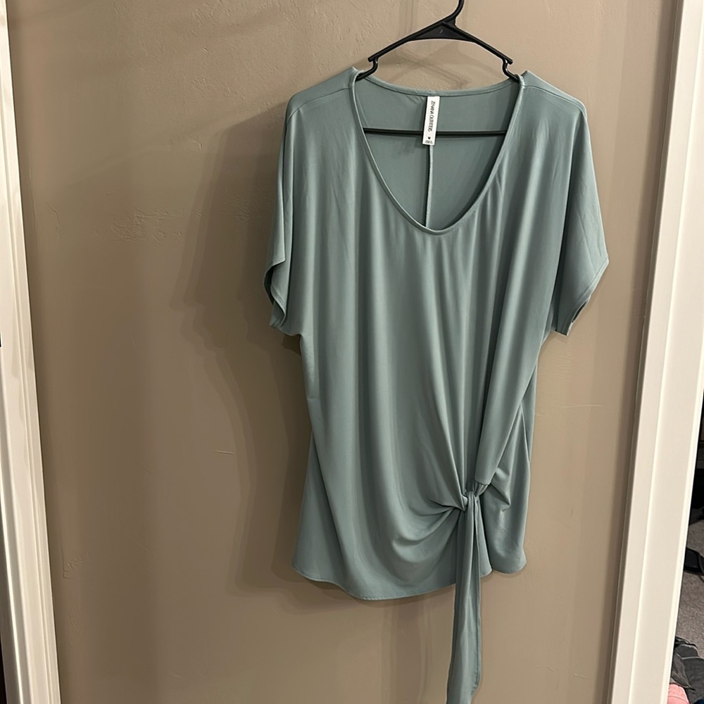 Short sleeve green tunic